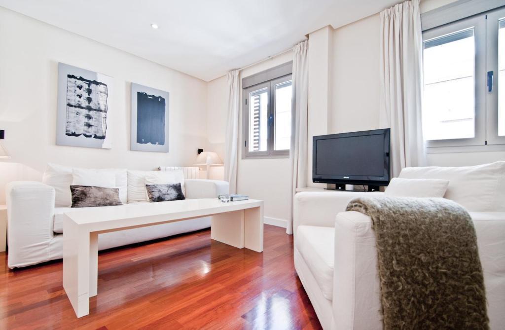 Hostal Retiro Madrid Room photo
